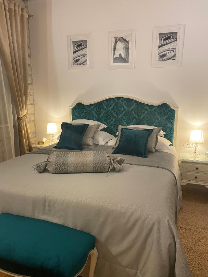Priska Heritage Rooms (Adults Only) Split Bagian luar foto