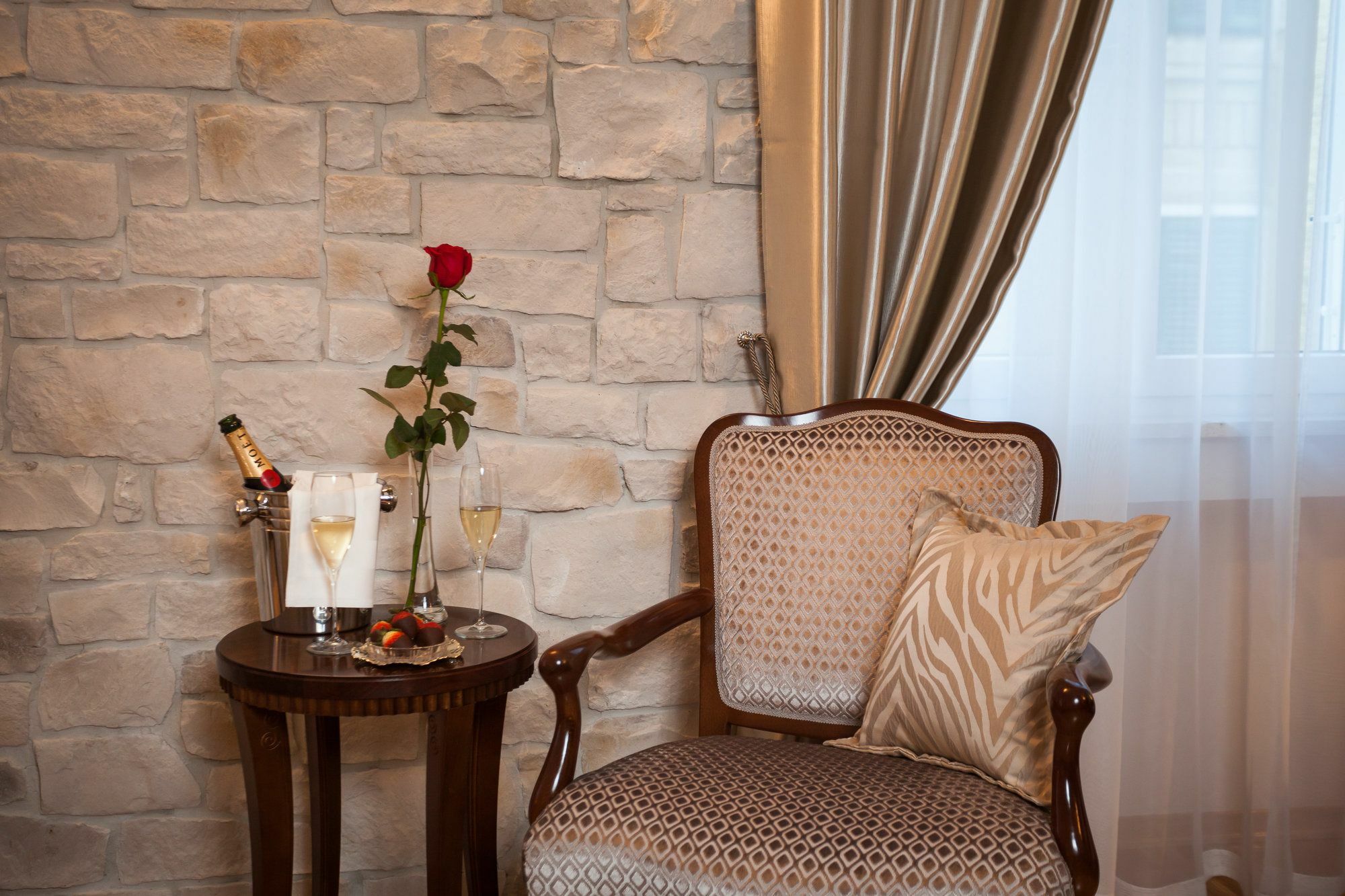 Priska Heritage Rooms (Adults Only) Split Bagian luar foto