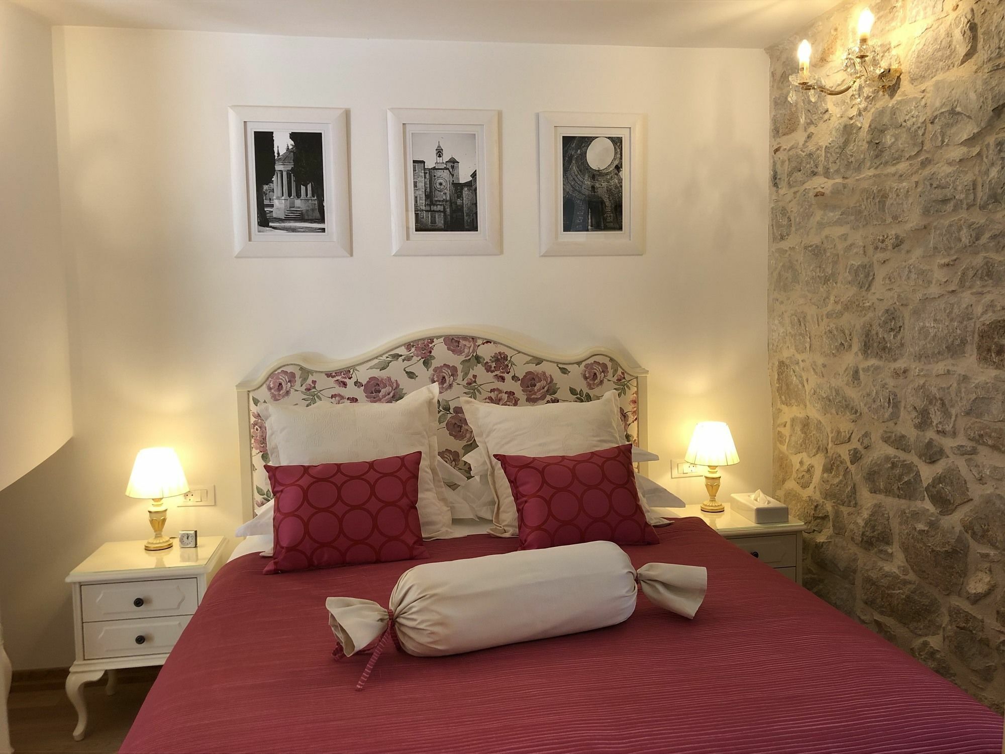 Priska Heritage Rooms (Adults Only) Split Bagian luar foto